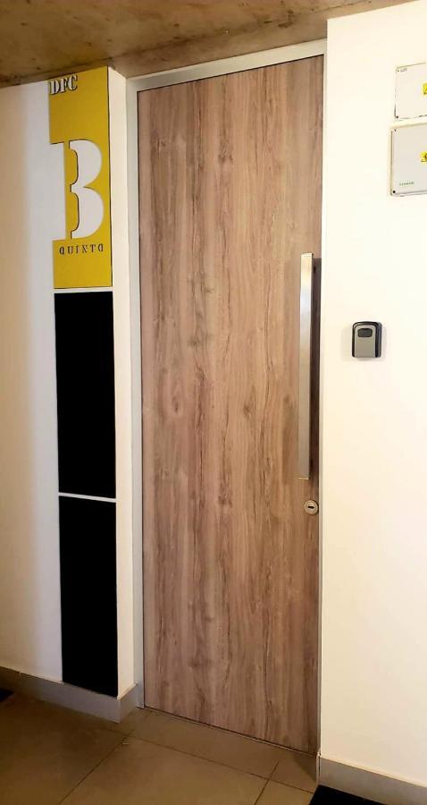 Apartamento Altos Dean Funes Salta Exterior foto